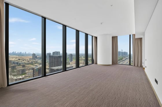 New 4-bedroom penthouse with panoramic Internet City views, picture 8