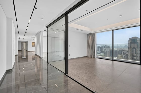 New 4-bedroom penthouse with panoramic Internet City views, picture 18
