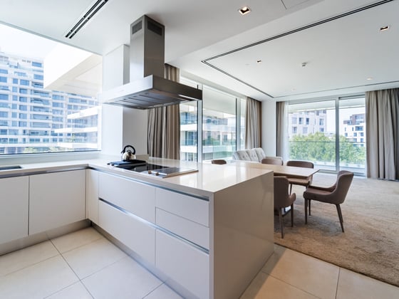 Luxury Living | Spacious Home | Green Views, picture 5