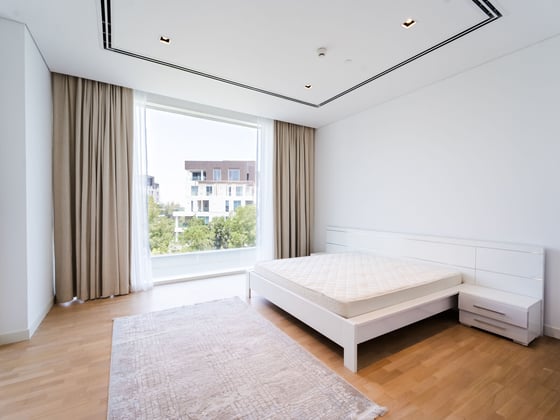 Luxury Living | Spacious Home | Green Views, picture 7