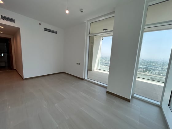 EXCLUSIVE | Pvt Elevator | Unfurnished | Vacant, picture 13