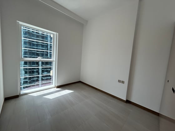 EXCLUSIVE | Pvt Elevator | Unfurnished | Vacant, picture 16