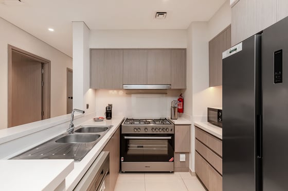 Burj Khalifa View | High Floor | Building Specialist, picture 9