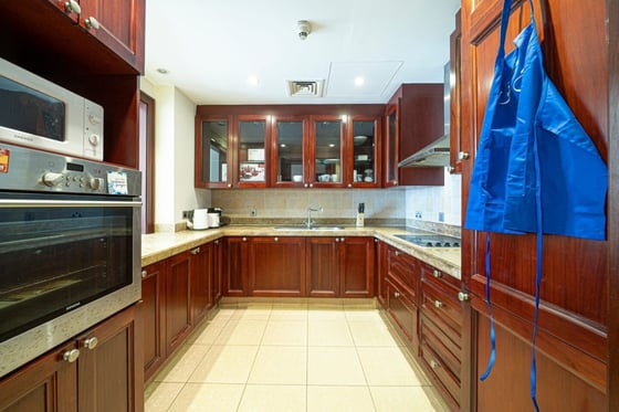 Partial Burj View | Spacious | Well Maintained, picture 8