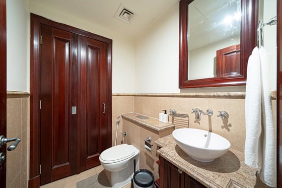 Partial Burj View | Spacious | Well Maintained, picture 10