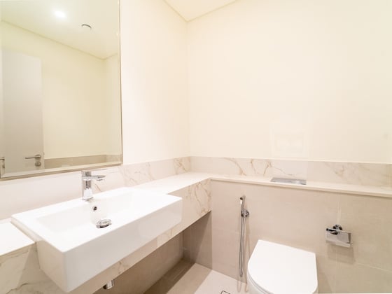 Private Beach | Palm & Marina View / Corner Unit, picture 24