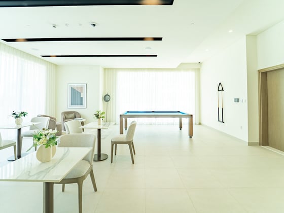 Private Beach | Palm & Marina View / Corner Unit, picture 3