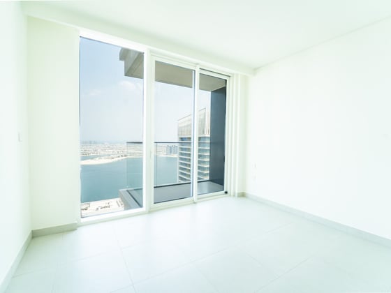 Private Beach | Palm & Marina View / Corner Unit, picture 2