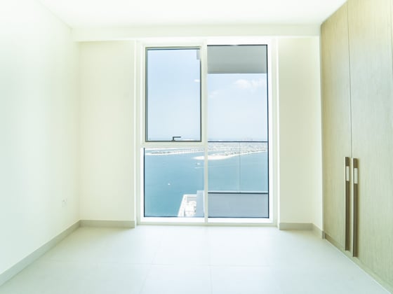 Private Beach | Palm & Marina View / Corner Unit, picture 12