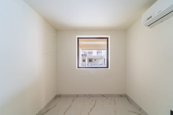 Corner unit  | Brand New | Motivated Seller, picture 8