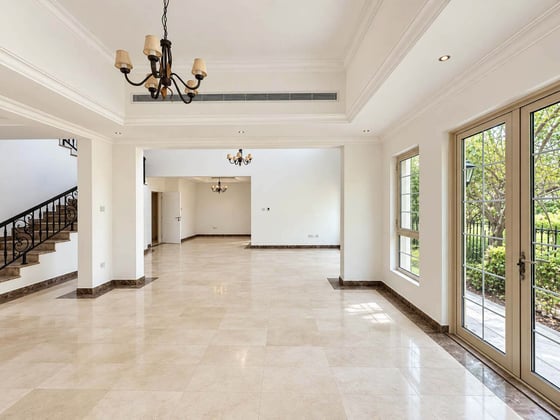 Bespoke Renovation Opportunity in Jumeirah Islands, picture 3