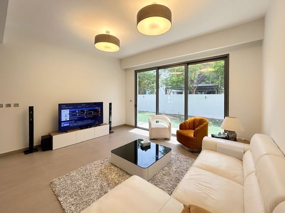 Tranquil Upgraded Villa in Dubai Hills Estate, picture 2