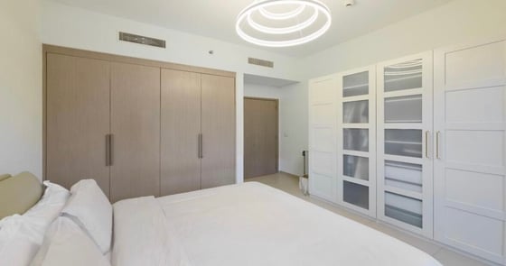 Boulevard View | Fully Furnished | Vacant, picture 4