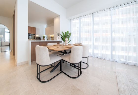 PANORAMIC SEA VIEWS | CORNER | FURNISHED, picture 8