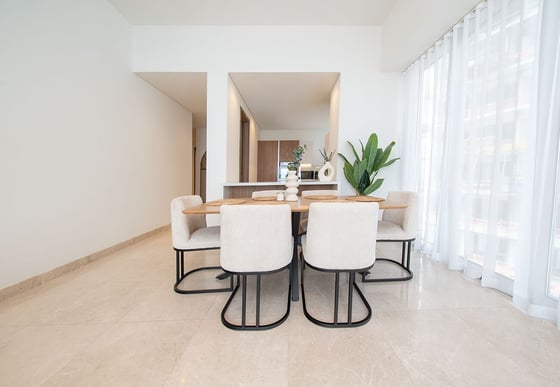 PANORAMIC SEA VIEWS | CORNER | FURNISHED, picture 4