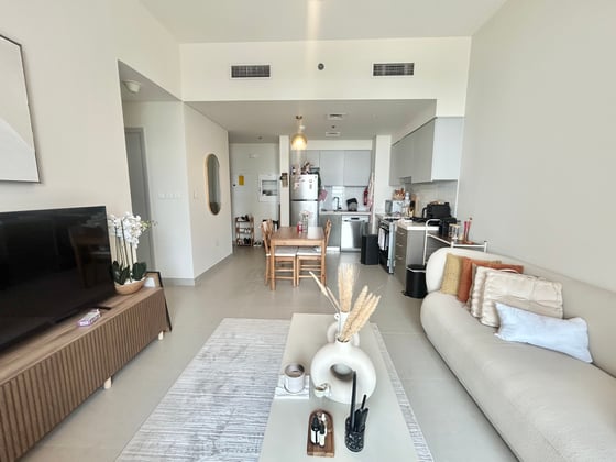 Furnished | High Floor | Sea View......., picture 2