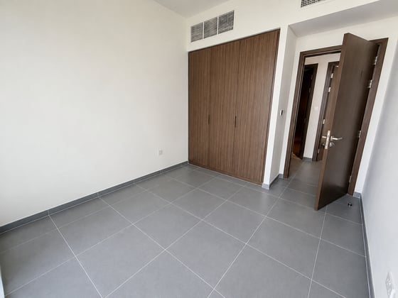 Rare Top-Floor Penthouse | Vacant | Open View, picture 14