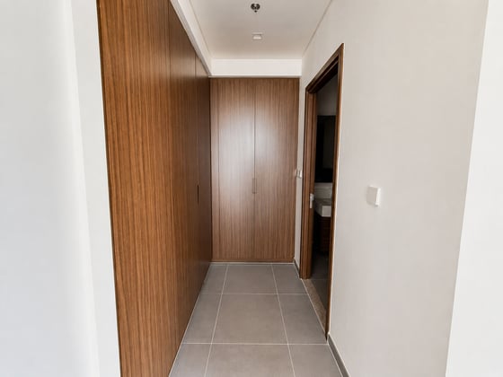 Rare Top-Floor Penthouse | Vacant | Open View, picture 9