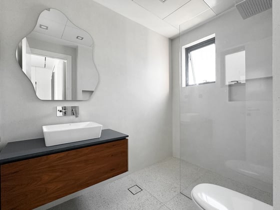 Vacant | Internal Location | Fully Upgraded Type 4M, picture 13