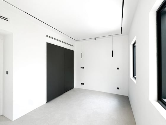 Vacant | Internal Location | Fully Upgraded Type 4M, picture 8