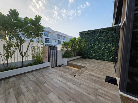 4BR + Maid's | Private Pool | Corner Unit, picture 12