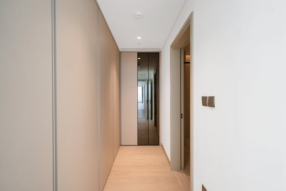 Corner Unit | Largest Terrace | Panoramic Views, picture 7