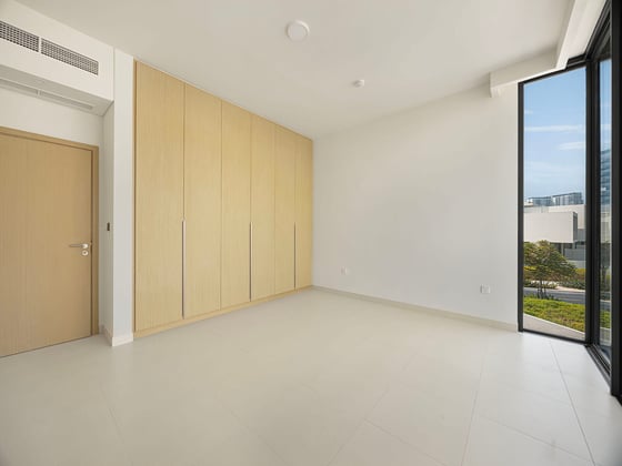 Exclusive | Luxury Living | 5 Bedrooms + Maids, picture 32