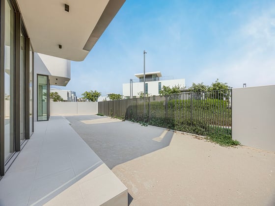 Exclusive | Luxury Living | 5 Bedrooms + Maids, picture 35