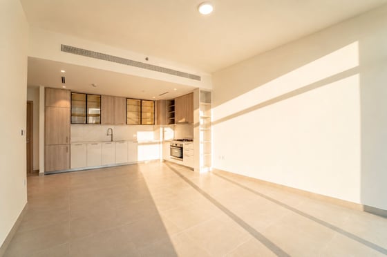 Brand New | Largest Layout | Pool View.., picture 4