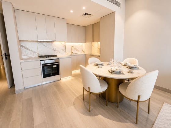 Brand New 2 Bedroom Apartment | 2 En-Suites | Balcony | Part, picture 2