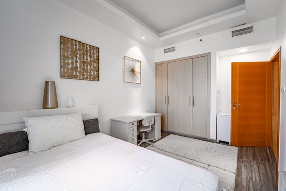 Vacant | Fully Upgraded | High Floor Apartment, picture 9