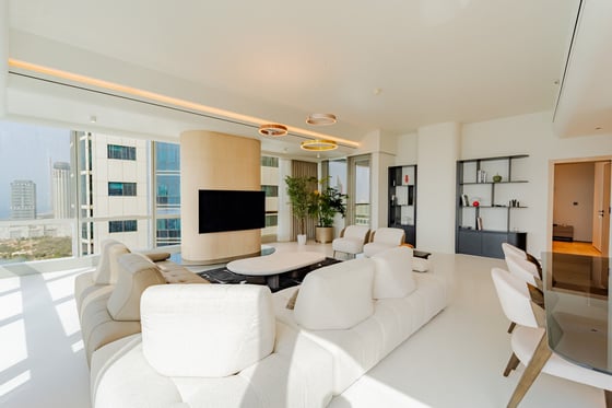 ONLY 4BR FOR SALE | FULLY RENOVATED....., picture 7