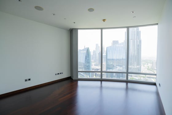 Well Maintained | DIFC View | Vacant Apartment, picture 1