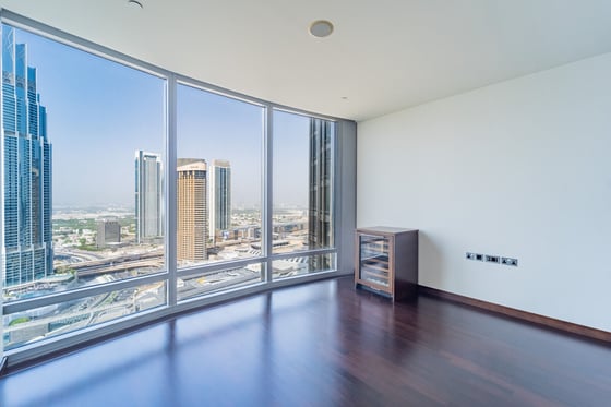 Well Maintained | DIFC View | Vacant Apartment, picture 1