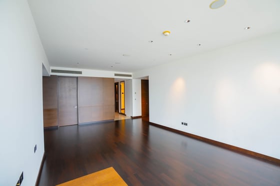 Well Maintained | DIFC View | Vacant Apartment, picture 2