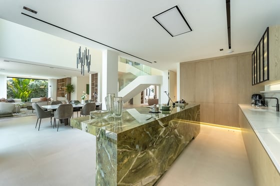 Lake Views | Fully Extended | 5 Bedrooms, picture 3