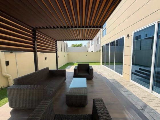 Custom Built | Fully Furnished | Vacant | Modern, picture 24