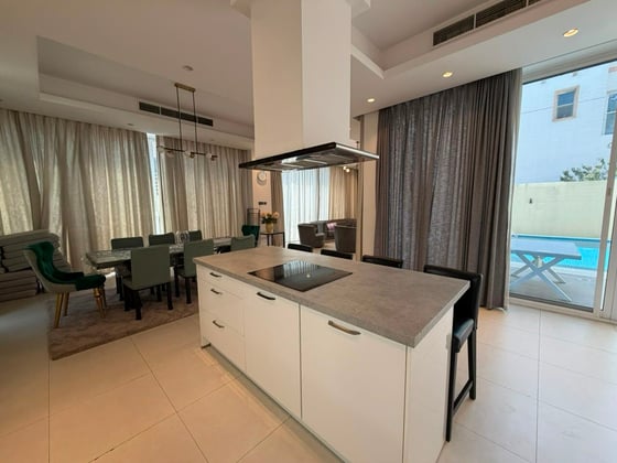 Custom Built | Fully Furnished | Vacant | Modern, picture 6
