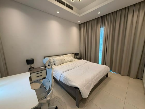 Custom Built | Fully Furnished | Vacant | Modern, picture 11