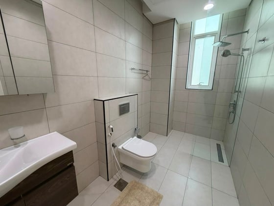 Custom Built | Fully Furnished | Vacant | Modern, picture 18