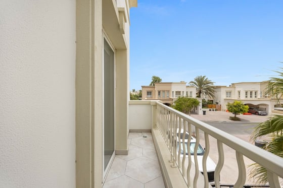 Turn Key | Upgraded | Outdoor Office...., picture 25