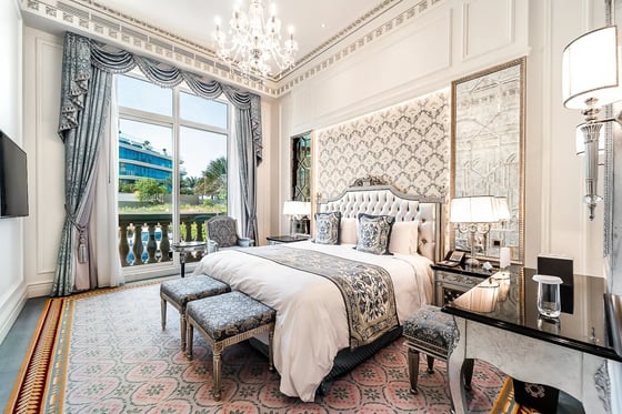 Exquisite 4-bed villa in Raffles Residences Palm Jumeirah, picture 11