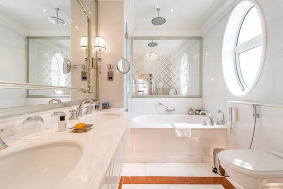 Exquisite 4-bed villa in Raffles Residences Palm Jumeirah, picture 19
