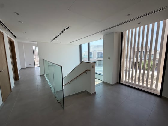 Drivers Room | Large Plot | Central Location, picture 11