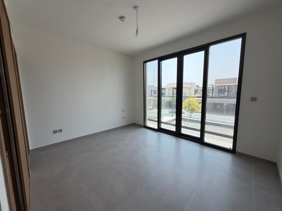 Drivers Room | Large Plot | Central Location, picture 19