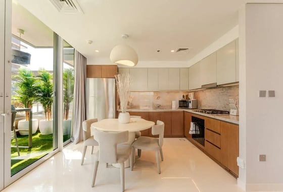 Investor Opportunity |  Best Priced | Fully Furnished  | Pri, picture 2