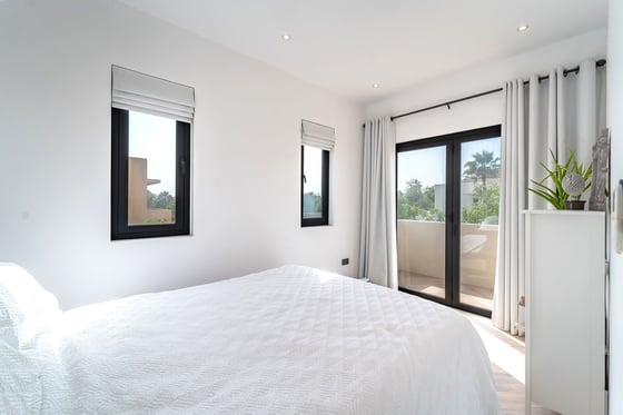 Fully Upgraded | Private Pool | Vacant on Transfer, picture 15