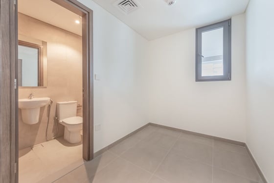4-Bedroom + Maid’s | Single Row | Private Garden |, picture 10
