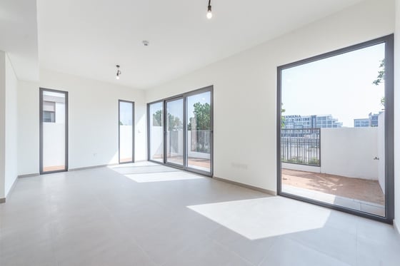 4-Bedroom + Maid’s | Single Row | Private Garden |, picture 16