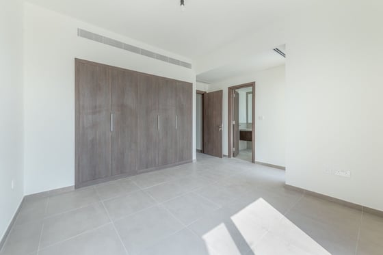 4-Bedroom + Maid’s | Single Row | Private Garden |, picture 8
